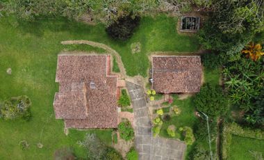 SE VENDE FINCA CON DOS CASAS EN TERRENO DE 7.846 MT- SILVANIA CUNDINAMARCA