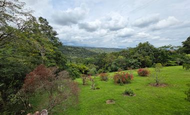 SE VENDE FINCA CON DOS CASAS EN TERRENO DE 7.846 MT- SILVANIA CUNDINAMARCA