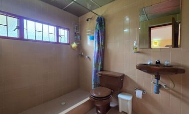 SE VENDE FINCA CON DOS CASAS EN TERRENO DE 7.846 MT- SILVANIA CUNDINAMARCA