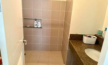 Fully Furnished, 3 bedroom corner unit with 2 balconies at the Kapitolyo Pasig City