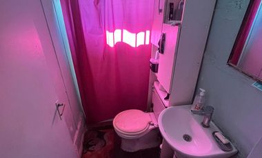 Terreno con Casa, 173 M², Habitacional o Comercial, El Bosque