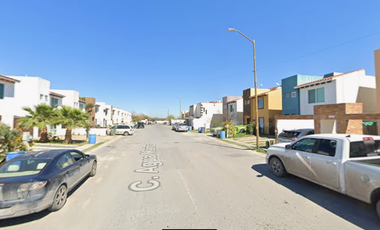 C. Agua Marina, Valle Real, 88276 Nuevo Laredo, Tamps., México.  Hermosa casa en remate bancario. Oportunidad única de inversión. no créditos.