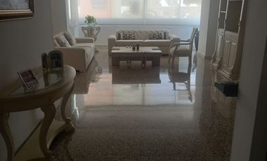 VENDO HERMOSO APARTAMENTO  EN SECTOR DE PORVENIR CON AREA DE 253MTS, UN APARTAMENTO POR PISO, ESTRATO 4