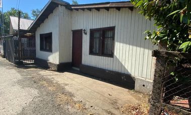 Venta de Casa de 150m², El Rosal, Ruta a Termas de Chillán.