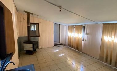 Venta de Casa de 150m², El Rosal, Ruta a Termas de Chillán.