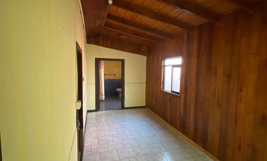 Venta de Casa de 150m², El Rosal, Ruta a Termas de Chillán.