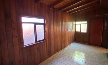Venta de Casa de 150m², El Rosal, Ruta a Termas de Chillán.