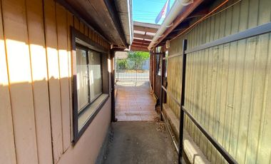 Venta de Casa de 150m², El Rosal, Ruta a Termas de Chillán.