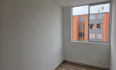 Apartamento remodelado con estudio y sala de estar – Conjunto Bambú, Ciudad Verde 🏢✨
