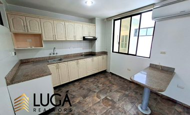 Departamento con salida directa al mar en venta, cerca al Mall del Pacífico, sector playa murciélago Manta, Ecuador