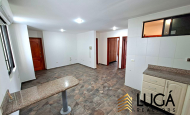 Departamento con salida directa al mar en venta, cerca al Mall del Pacífico, sector playa murciélago Manta, Ecuador