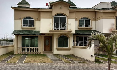 🔥 Casa en privada en Residencial La Jolla con 2 estacionamientos | Seguridad y alta plusvalía en Mexicali