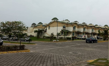 🔥 Casa en privada en Residencial La Jolla con 2 estacionamientos | Seguridad y alta plusvalía en Mexicali