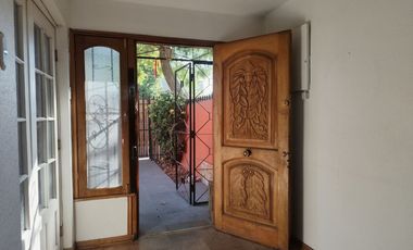 Estupenda casa a un costado de Don Bosco, La Cisterna