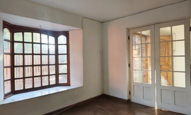 Estupenda casa a un costado de Don Bosco, La Cisterna