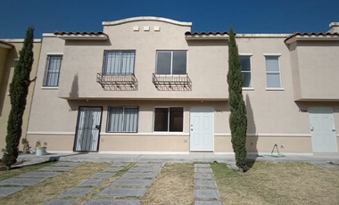 CASA EN VENTA, EN  PRIV. MERIBE, REAL DE HUEJOTZINGO PUEBLA