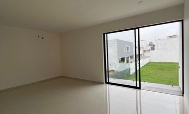 Casa en Renta o Venta Fraccionamiento Puerta Las Lomas