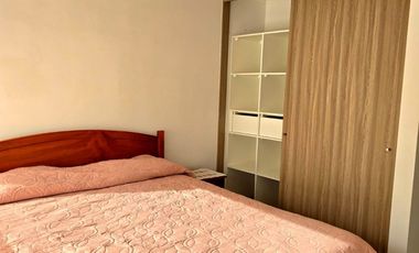 SE ARRIENDA DEPTO AMOBLADO EN EDIF. LYNCH.