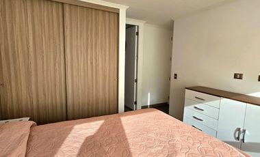 SE ARRIENDA DEPTO AMOBLADO EN EDIF. LYNCH.