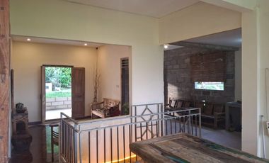 Disewakan Rumah 2 Lt Cocok untuk Slow Living Berlokasi di Nanggulan