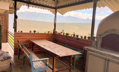 Hermosa quinta en venta con 3.500m2T en Yunguilla - Santa Isabel
