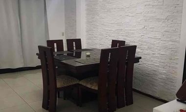alquilo casa amoblada de tres dormitorios con baños
