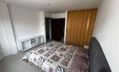 alquilo casa amoblada de tres dormitorios con baños