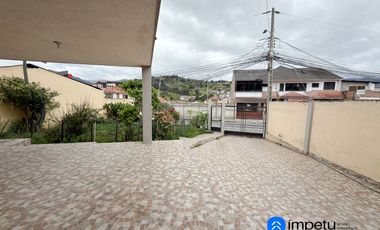 Casa en venta sector las pitas norte de la ciudad de Loja
