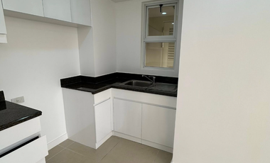 Semi-furnished 3 Bedroom, with 2 balconies at the Cameron Quezon City