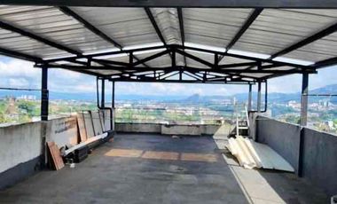 Vendo Edificio con excelente rentas mensuales