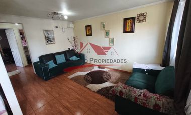 Hermosa Casa de Dos Pisos, 4 Dormitorios, 2 Baños, Villa Sodimac, Comuna de Quilicura.