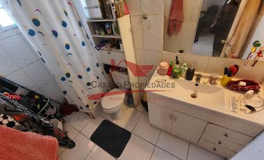 Hermosa Casa de Dos Pisos, 4 Dormitorios, 2 Baños, Villa Sodimac, Comuna de Quilicura.