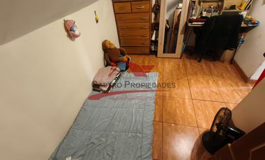 Hermosa Casa de Dos Pisos, 4 Dormitorios, 2 Baños, Villa Sodimac, Comuna de Quilicura.