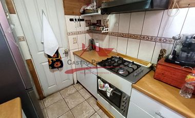 Hermosa Casa de Dos Pisos completamente solida, 3 Dormitorios, 2 Baños, Villa Los Altos de Quilicura, Comuna de Quilicura.
