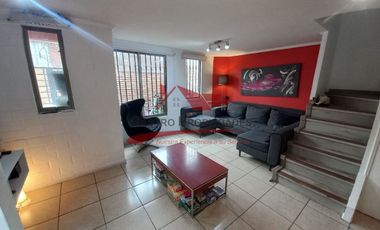 Hermosa Casa Dos Pisos, 3 Dormitorios, 3 Baños, Microbarrio Jardin del Norte ll, comuna de Quilicura.