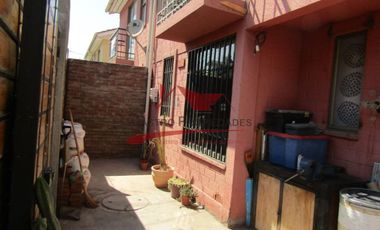 Hermosa Casa Dos Pisos, 3 Dormitorios, 3 Baños, Microbarrio Jardin del Norte ll, comuna de Quilicura.