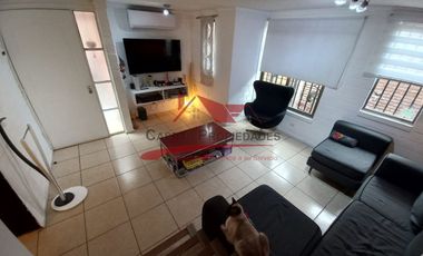 Hermosa Casa Dos Pisos, 3 Dormitorios, 3 Baños, Microbarrio Jardin del Norte ll, comuna de Quilicura.