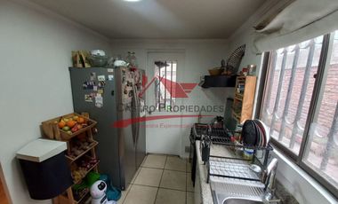 Hermosa Casa Dos Pisos, 3 Dormitorios, 3 Baños, Microbarrio Jardin del Norte ll, comuna de Quilicura.