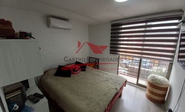 Hermosa Casa Dos Pisos, 3 Dormitorios, 3 Baños, Microbarrio Jardin del Norte ll, comuna de Quilicura.