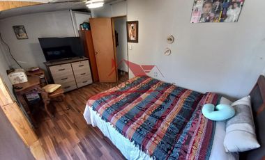 Hermosa Casa de Dos Pisos con 3 Dormitorios, 2 Baños Villa Los Esteros, Comuna de Quilicura.