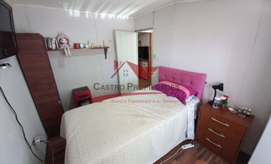 Hermosa Casa de Dos Pisos con 3 Dormitorios, 2 Baños Villa Los Esteros, Comuna de Quilicura.