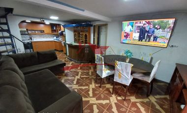 Casa de Dos Pisos con 4 Dormitorios, 1 Baño, Villa Santa Teresita, Comuna de Quilicura