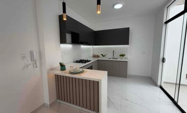 Casa de estreno Miraflores country club