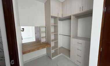 Casa de estreno Miraflores country club
