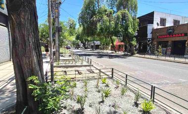 vendo o arriendo gran local de 2 pisos 361m2 lugar comercial de santa Isabel ( barrio Italia Providencia )