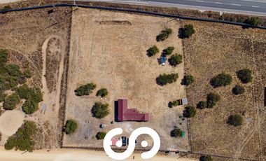 SE VENDE GRAN PARCELA PLANA CON CASA EN CONDOMINIO LO OROZCO - CASABLANCA