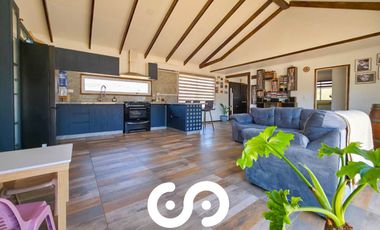 SE VENDE GRAN PARCELA PLANA CON CASA EN CONDOMINIO LO OROZCO - CASABLANCA