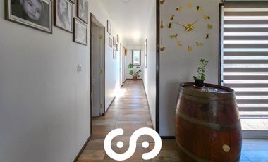 SE VENDE GRAN PARCELA PLANA CON CASA EN CONDOMINIO LO OROZCO - CASABLANCA