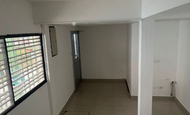 Local Estratégico de 105m² - Sector Hospitalario Teodoro Maldonado.