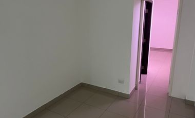 Local Estratégico de 105m² - Sector Hospitalario Teodoro Maldonado.